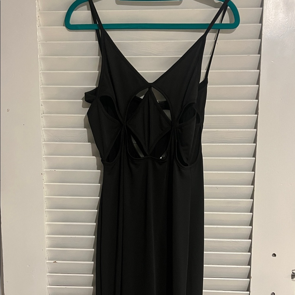 Elegant Black Sleeveless Dress